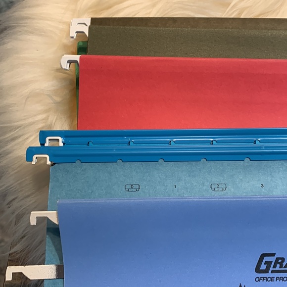 SALE!! Desk tray with folders and clipboard - Picture 7 of 8